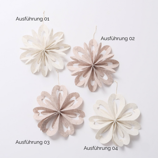 Dekoanhänger aus Textil in Blumenform