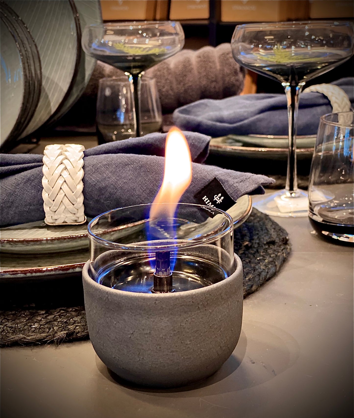 Tischfeuer Tenderflame aus Lava Porzellan