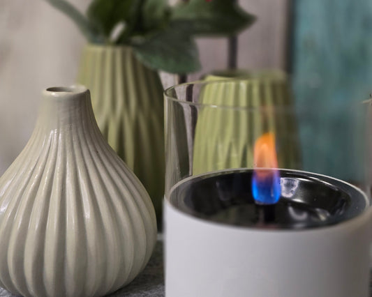 Tischkamin-Lilly-weiss-Tenderflame-Vaenset-Wilma-gruen-Tablettdeko_11